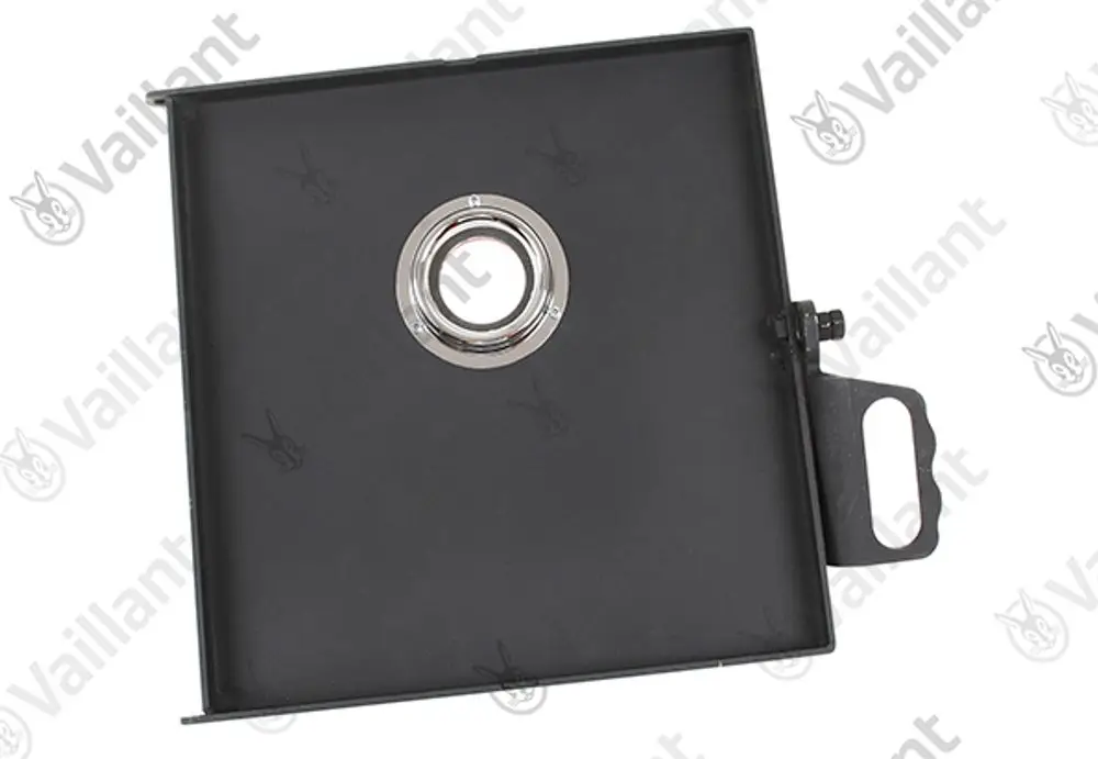 Schwarze Tür mit runder Öffnung in der Mitte, montierbar, möglicherweise für ein Vaillant Produkt. Handgriff auf der rechten Seite zur Bedienung.